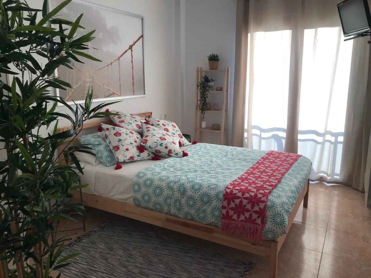 Apartamento Recien Reformado Con Vistas Al Rio Балагер Екстериор снимка
